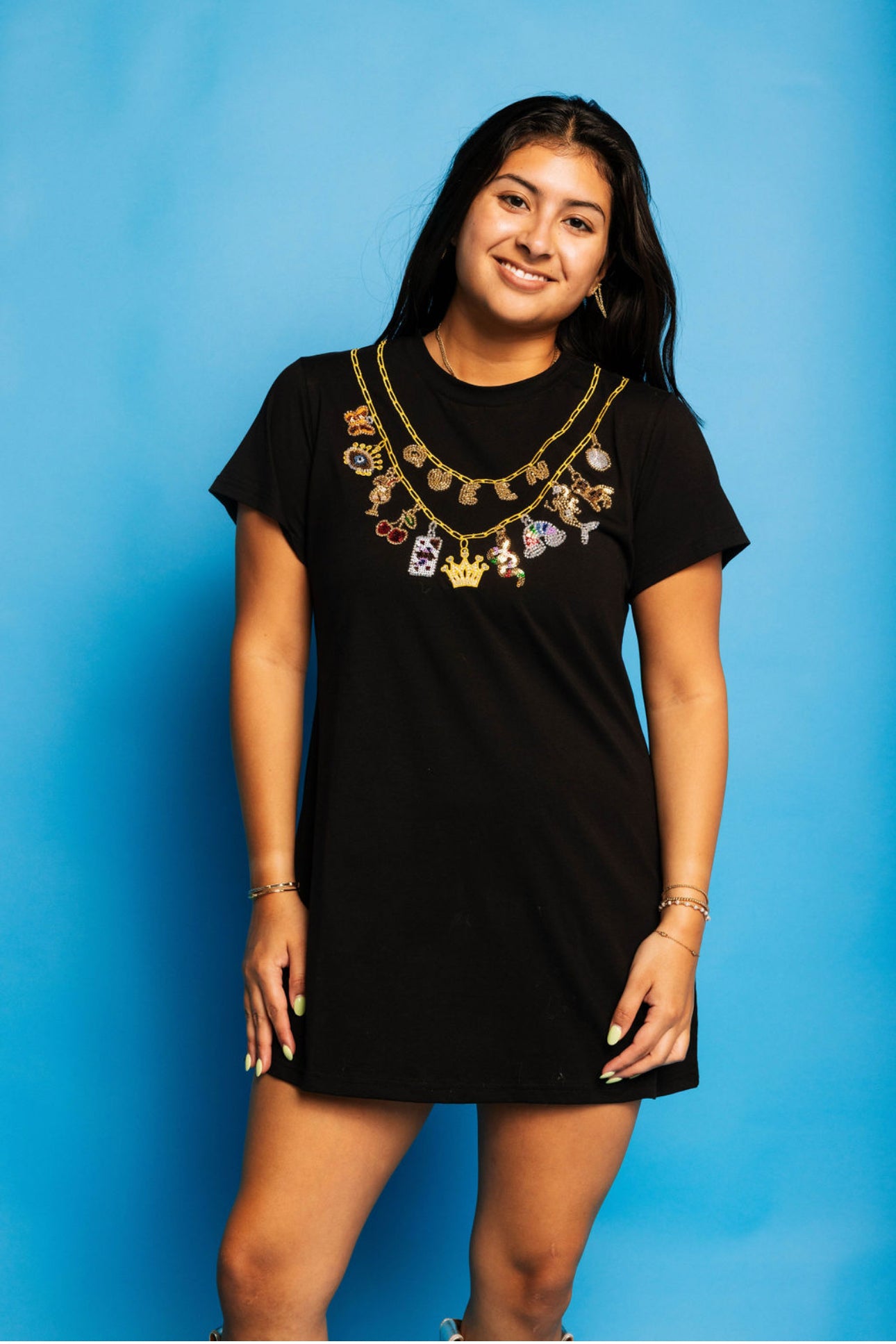 Queen Of Sparkles Black Queen &
Icon Necklaces Charm Tee
Dress