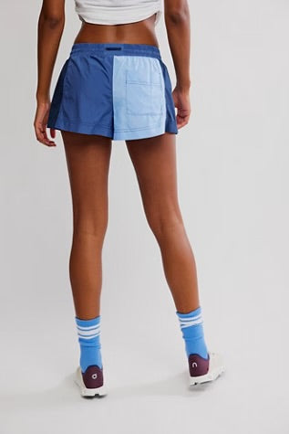 Free People Invigorate Short in Colorblock Blue Indigo
