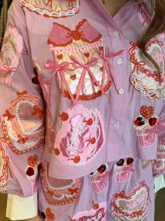 Queen Of Sparkles Pink With White Collar Cakes & Pastries Cotton Button Up Top