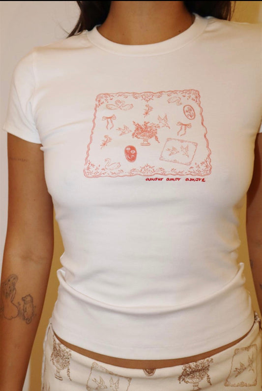 The “Amour” tee